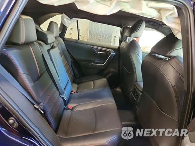 Zdjęcie 11 z 13 samochodu: 2025 TOYOTA RAV4 XSE VIN:JTMFB3FV9SD288220 - miniatura