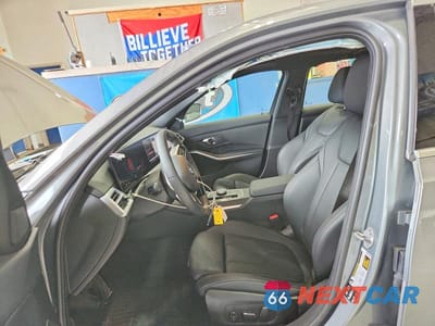 Zdjęcie 7 z 12 samochodu: 2025 BMW 330XI VIN:3MW89CW07S8F35169 - miniatura