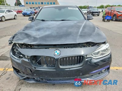 Piąte zdjęcie samochodu w środku: 2017 BMW 340 XI VIN:WBA8B7G39HNU37786 - miniatura
