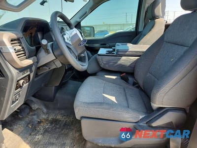Zdjęcie 7 z 13 samochodu: 2025 FORD F150 XL VIN:1FTMF1L55SKE92979 - miniatura