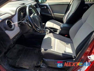 Zdjęcie 7 z 13 samochodu: 2018 TOYOTA RAV4 HYBRID XLE VIN:JTMRJREV0JD169118 - miniatura