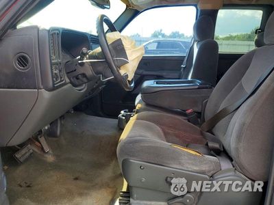 Zdjęcie 7 z 13 samochodu: 2003 GMC NEW SIERRA C1500 VIN:2GTEC19V131331860 - miniatura