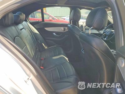 Zdjęcie 10 z 13 samochodu: 2016 MERCEDES-BENZ C 300 4MATIC VIN:55SWF4KB5GU119834 - miniatura