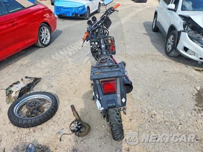 Czwarte zdjęcie samochodu z boku: 1993 KAWASAKI KL650 VIN:JKAKLEA14PA026118 - miniatura