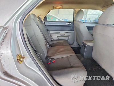 Zdjęcie 10 z 13 samochodu: 2006 CHRYSLER 300 VIN:2C3KA43R36H377101 - miniatura