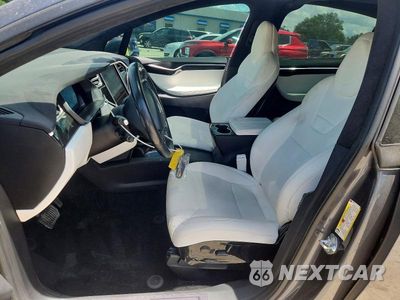 Zdjęcie 7 z 14 samochodu: 2017 TESLA MODEL X VIN:5YJXCBE20HF042287 - miniatura