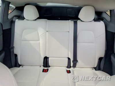 Zdjęcie 10 z 13 samochodu: 2023 TESLA MODEL Y VIN:7SAYGDEF0PF757868 - miniatura