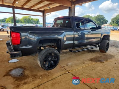 Trzecie zdjęcie samochodu z tyłu: 2019 CHEVROLET SILVERADO LD C1500 LT VIN:2GCRCPEC6K1122461 - miniatura