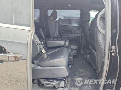 Zdjęcie 11 z 13 samochodu: 2024 HONDA ODYSSEY SPORT VIN:5FNRL6H70RB004602 - miniatura