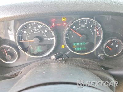 Zdjęcie 9 z 12 samochodu: 2014 JEEP WRANGLER UNLIMITED SAHARA VIN:1C4BJWEG4EL275939 - miniatura