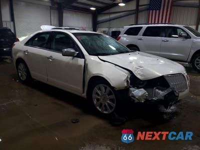 Czwarte zdjęcie samochodu z boku: 2012 LINCOLN MKZ VIN:3LNHL2JC4CR821116 - miniatura