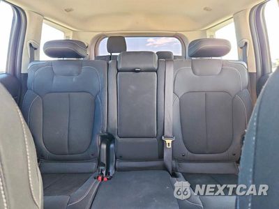 Zdjęcie 10 z 14 samochodu: 2023 JEEP GRAND CHEROKEE L LAREDO VIN:1C4RJKAG3P8802467 - miniatura