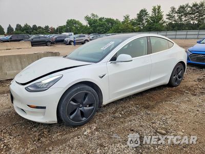 2019 TESLA MODEL 3 5YJ3E1EAXKF415918 - główne zdjęcie licytacji z USA - miniatura
