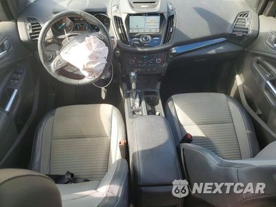 Zdjęcie 8 z 13 samochodu: 2017 FORD ESCAPE TITANIUM VIN:1FMCU0J9XHUB73149 - miniatura
