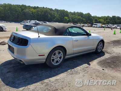Trzecie zdjęcie samochodu z tyłu: 2014 FORD MUSTANG VIN:1ZVBP8EM3E5292152 - miniatura