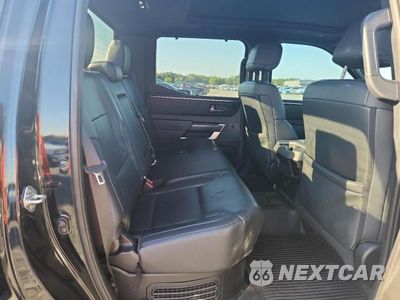 Zdjęcie 10 z 12 samochodu: 2024 TOYOTA TUNDRA PLATINUM HV VIN:5TFNC5DB8RX047335 - miniatura