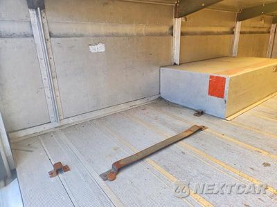 Zdjęcie 11 z 13 samochodu: 2006 FREIGHTLINER MT45 CHASSIS DELIVERY TRUCK VIN:4UZACCCP36CW72904 - miniatura