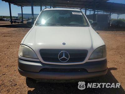Piąte zdjęcie samochodu w środku: 1998 MERCEDES-BENZ M-CLASS VIN:4JGAB54E9WA024605 - miniatura