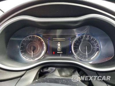 Zdjęcie 9 z 12 samochodu: 2016 CHRYSLER 200 LX VIN:1C3CCCFB5GN186313 - miniatura