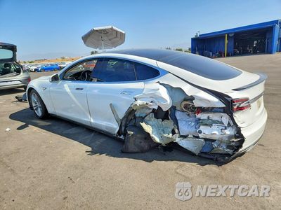 Drugie zdjęcie samochodu z przodu: 2013 TESLA MODEL S VIN:5YJSA1DP2DFP16408 - miniatura