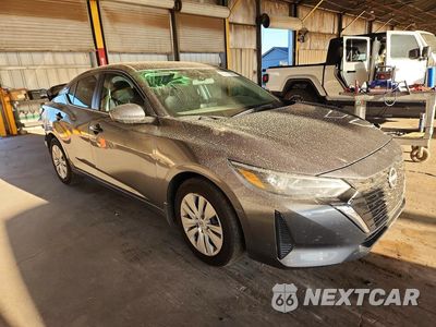 Czwarte zdjęcie samochodu z boku: 2025 NISSAN SENTRA S VIN:3N1AB8BV7SY415768 - miniatura