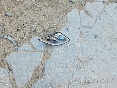 Zdjęcie 12 z 13 samochodu: 2020 TOYOTA CAMRY SE VIN:4T1G11AK5LU958142 - miniatura