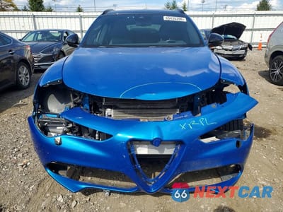 Piąte zdjęcie samochodu w środku: 2022 ALFA ROMEO STELVIO TI VIN:ZASPAKBN2N7D29756 - miniatura