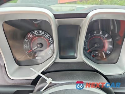 Zdjęcie 9 z 12 samochodu: 2010 CHEVROLET CAMARO SS VIN:2G1FT1EW1A9144404 - miniatura
