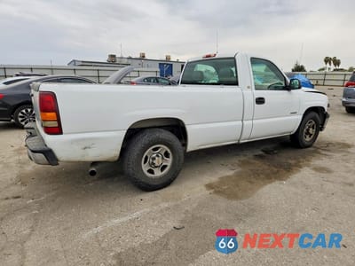 Trzecie zdjęcie samochodu z tyłu: 2001 CHEVROLET SILVERADO C1500 VIN:1GCEC14W21Z117349 - miniatura