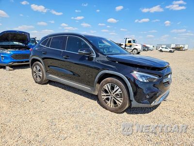 Czwarte zdjęcie samochodu z boku: 2025 MERCEDES-BENZ GLA 250 VIN:W1N4N4GB8SJ712490 - miniatura