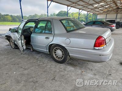 Drugie zdjęcie samochodu z przodu: 2000 FORD CROWN VICTORIA LX VIN:2FAFP74W6YX149531 - miniatura