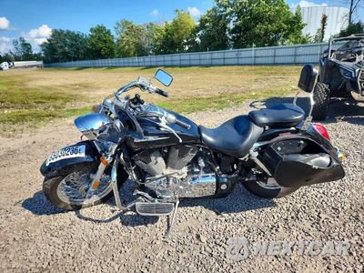 Trzecie zdjęcie samochodu z tyłu: 2003 HONDA VT1300 S VIN:1HFSC520X3A000358 - miniatura