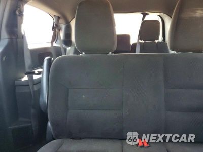 Zdjęcie 10 z 13 samochodu: 2018 DODGE GRAND CARAVAN SE VIN:2C4RDGBG5JR152619 - miniatura