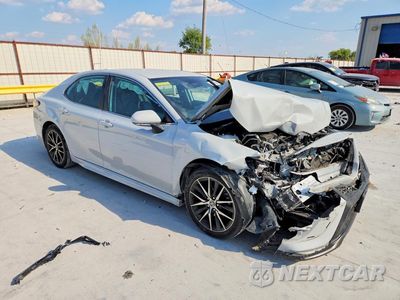 Czwarte zdjęcie samochodu z boku: 2023 TOYOTA CAMRY SE VIN:4T1G11AK1PU088427 - miniatura