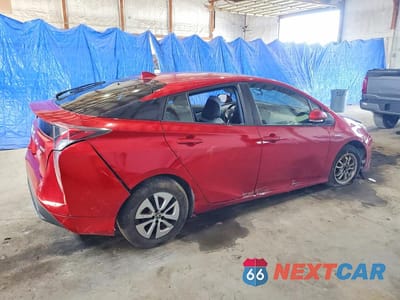 Trzecie zdjęcie samochodu z tyłu: 2018 TOYOTA PRIUS THREE VIN:JTDKARFU2J3066764 - miniatura