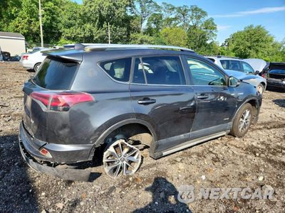 Trzecie zdjęcie samochodu z tyłu: 2016 TOYOTA RAV4 HV XLE VIN:JTMRJREV6GD031799 - miniatura