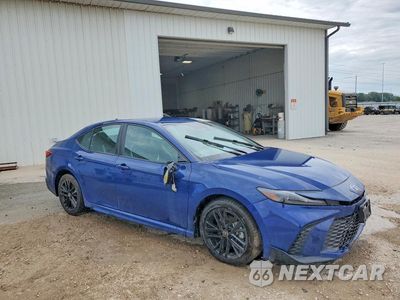 Czwarte zdjęcie samochodu z boku: 2025 TOYOTA CAMRY SE VIN:4T1DAACK8SU014009 - miniatura