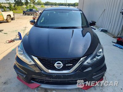 Piąte zdjęcie samochodu w środku: 2017 NISSAN SENTRA NISMO VIN:3N1CB7AP4HY323662 - miniatura