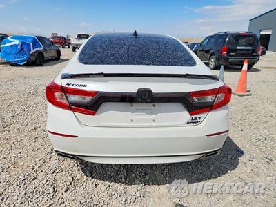 Zdjęcie 6 z 12 samochodu: 2018 HONDA ACCORD SPORT VIN:1HGCV1F35JA158420 - miniatura