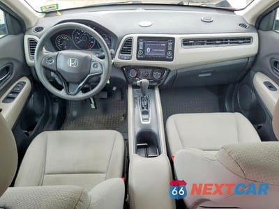 Zdjęcie 8 z 13 samochodu: 2019 HONDA HR-V LX VIN:3CZRU6H32KG723158 - miniatura