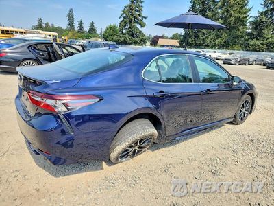 Trzecie zdjęcie samochodu z tyłu: 2022 TOYOTA CAMRY SE VIN:4T1G11BK7NU059901 - miniatura