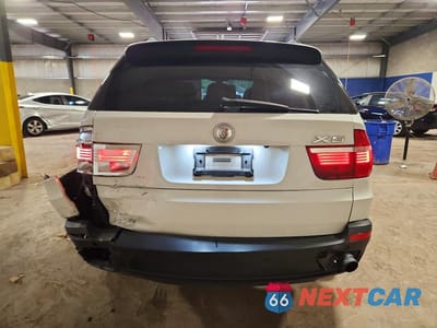 Zdjęcie 6 z 12 samochodu: 2010 BMW X5 XDRIVE30I VIN:5UXFE4C53AL385109 - miniatura