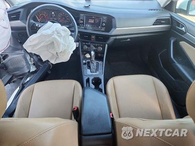 Zdjęcie 8 z 13 samochodu: 2019 VOLKSWAGEN JETTA S VIN:3VWC57BU0KM216774 - miniatura