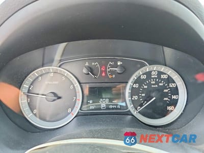 Zdjęcie 9 z 12 samochodu: 2014 NISSAN SENTRA SV VIN:3N1AB7AP2EY335229 - miniatura