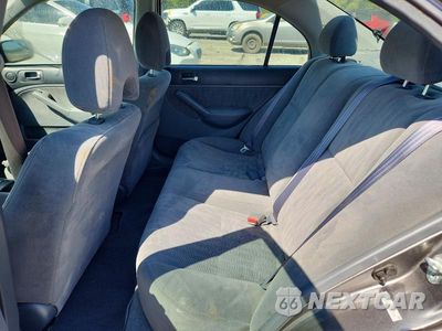 Zdjęcie 10 z 13 samochodu: 2005 HONDA CIVIC LX VIN:2HGES15525H577739 - miniatura