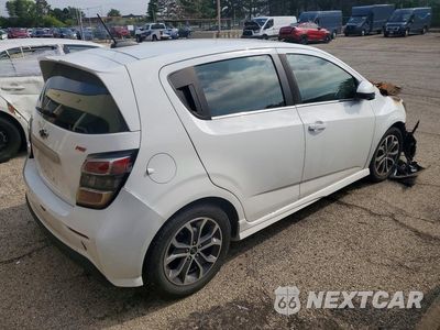 Trzecie zdjęcie samochodu z tyłu: 2020 CHEVROLET SONIC LT VIN:1G1JD6SB4L4106712 - miniatura