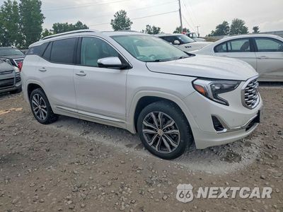 Czwarte zdjęcie samochodu z boku: 2020 GMC TERRAIN DENALI VIN:3GKALXEX0LL314706 - miniatura