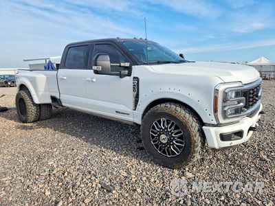 Czwarte zdjęcie samochodu z boku: 2024 FORD F450 SUPER DUTY VIN:1FT8W4DT4REF04306 - miniatura