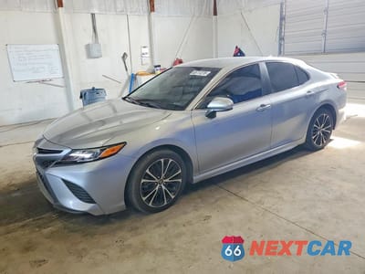 2020 TOYOTA CAMRY SE 4T1G11AK1LU313536 - główne zdjęcie licytacji z USA - miniatura