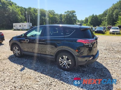 Drugie zdjęcie samochodu z przodu: 2018 TOYOTA RAV4 LE VIN:2T3BFREV2JW820433 - miniatura